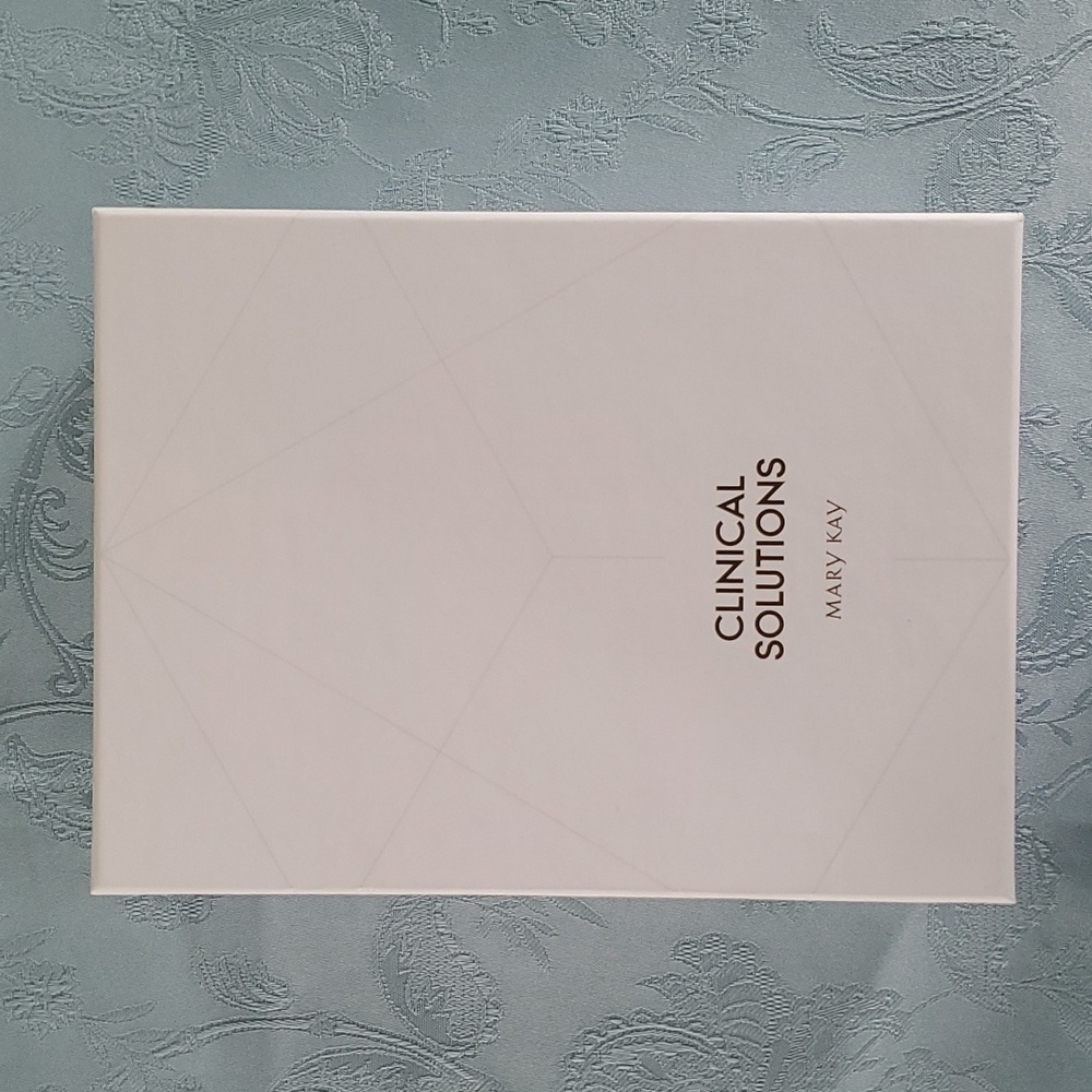 Mary Kay Clinical Solutions Retinol 0.5 set